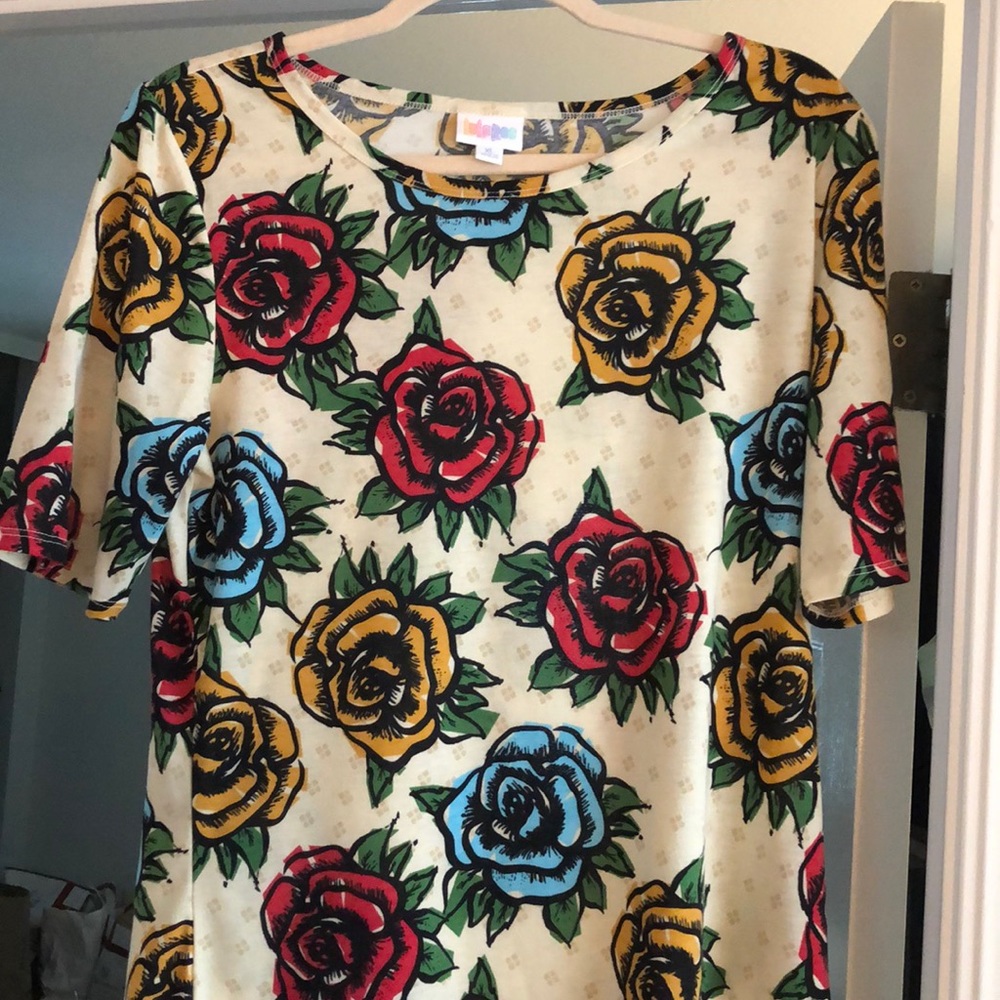 Lularoe XL Gigi like new roses
